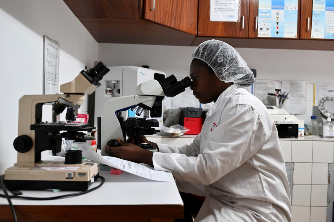 Nécessité de la standardisation des laboratoires en Haïti : de la formation à l’exercice du métier